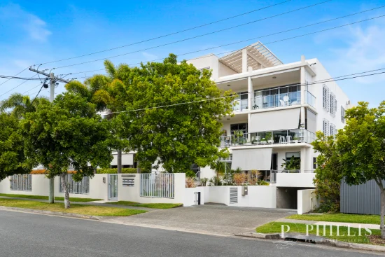 6/8-10 Victor Avenue, Paradise Point, Qld 4216