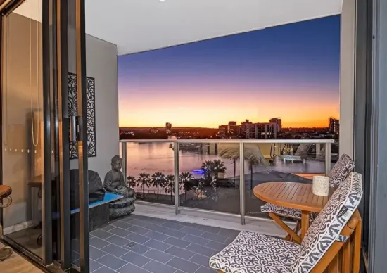 602/4 Wahroonga Place, Surfers Paradise, Qld 4217