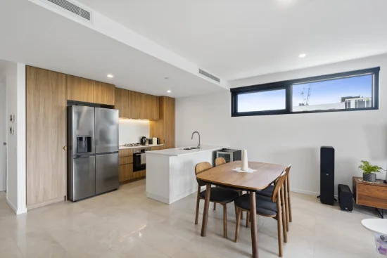 603/36 Sylvan Road, Toowong, Qld 4066 - For Rent