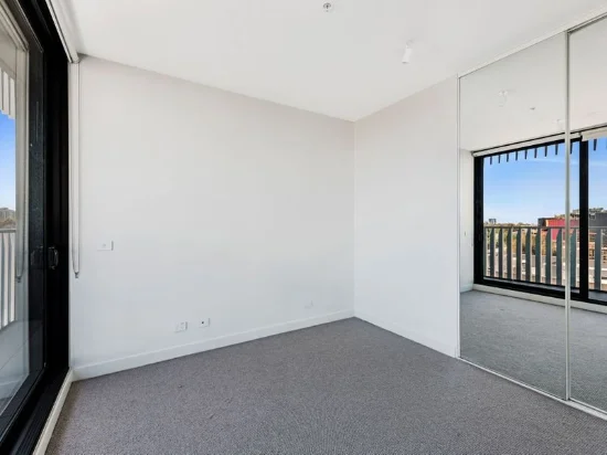 604/75 Palmerston Crescent, South Melbourne, Vic 3205-Image