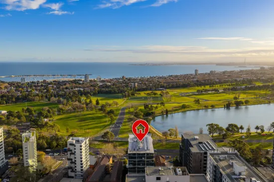 604/77 Queens Road, Melbourne, Vic 3004