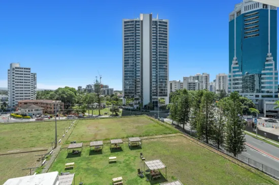 605/70 Remembrance Drive, Surfers Paradise, Qld 4217-Image