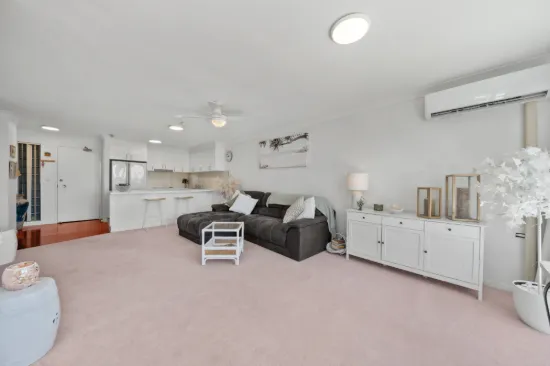 605/70 Remembrance Drive, Surfers Paradise, Qld 4217-Image
