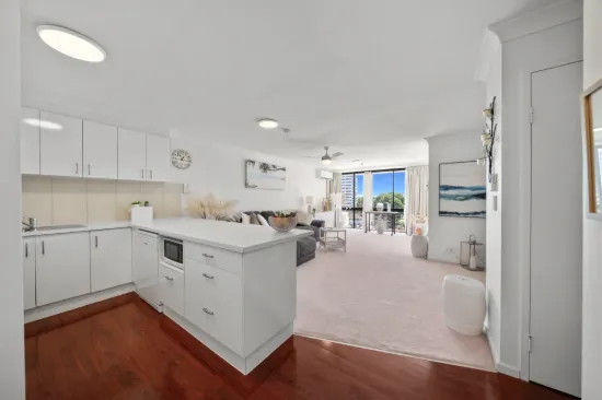 605/70 Remembrance Drive, Surfers Paradise, Qld 4217-Image