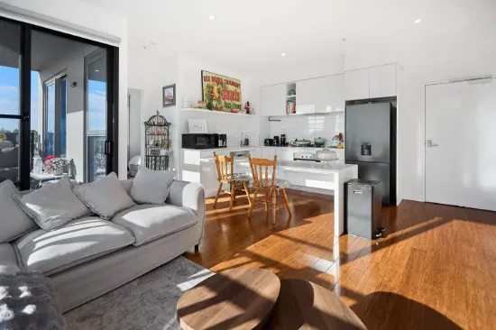 607/8 Olive York Way, Brunswick West, Vic 3055