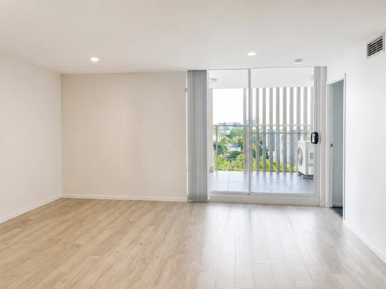 607/81 Sutton Street, Redcliffe QLD 4020-Image