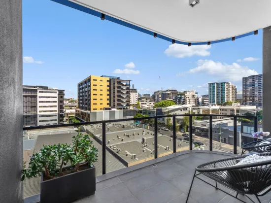 609/31 Longland Street, Newstead, Qld 4006