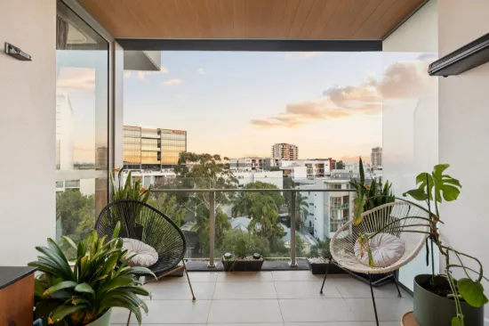 609/60 Riversdale Road, Rivervale, WA 6103