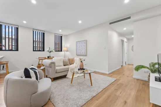 61/114 Great Western Highway, Westmead, NSW 2145
