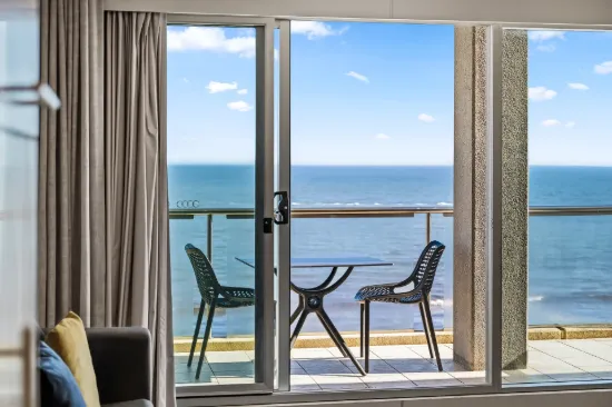 611/16 Holdfast Promenade, Glenelg, SA 5045