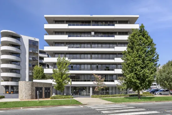 62/44 Macquarie Street, Barton, ACT 2600
