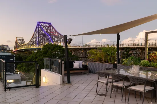 63/161 Main Street, Kangaroo Point, Qld 4169-Image