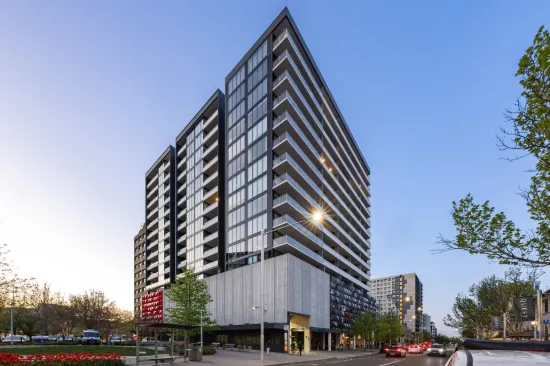 63/45 West Row, City, ACT 2601