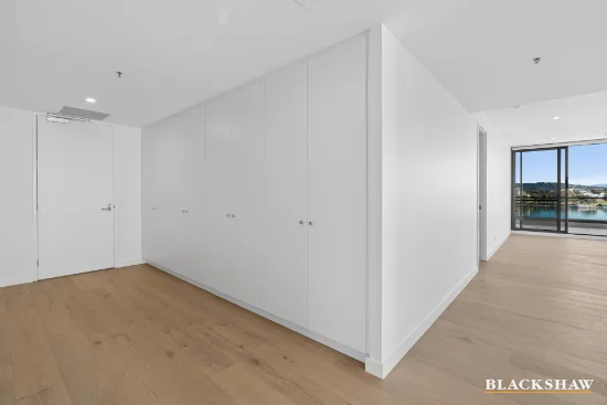 64/62 Constitution Avenue, Parkes, ACT 2600-Image