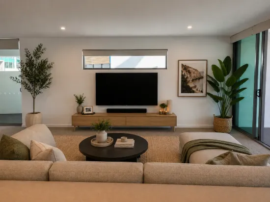 6401 Ephraim Island Parade, Paradise Point, Qld 4216-Image