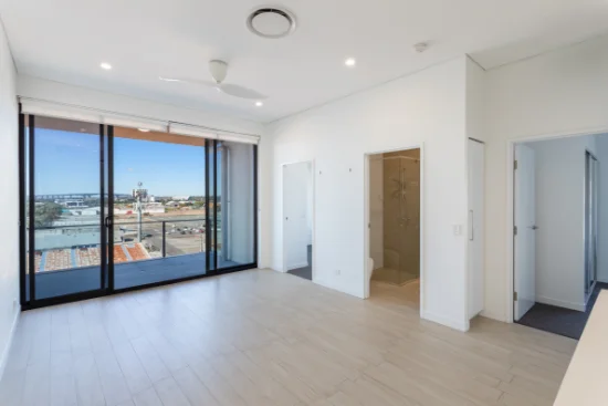 655/15 Finnegan St, Hamilton, Qld 4007 - For Rent