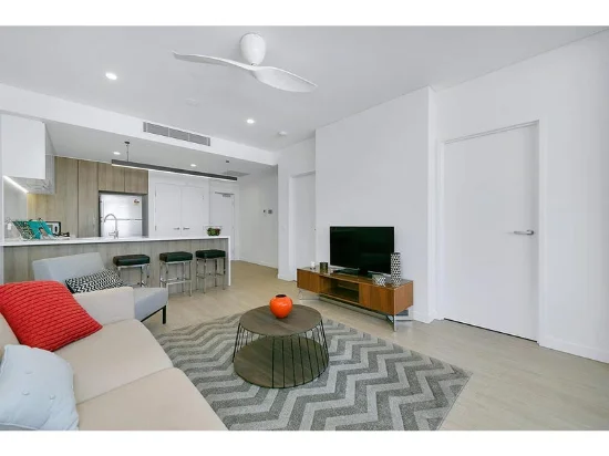681/15 Finnegan St, Hamilton, Qld 4007 - For Rent
