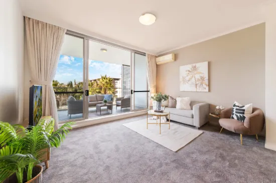 689/33 Hill Road, Wentworth Point, NSW 2127