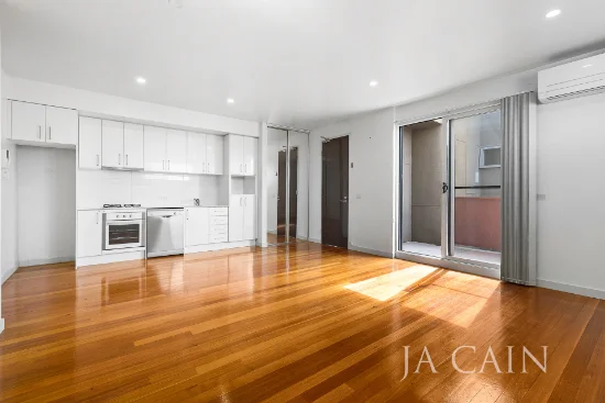 7/1A Royal Avenue, Glen Huntly, Vic 3163
