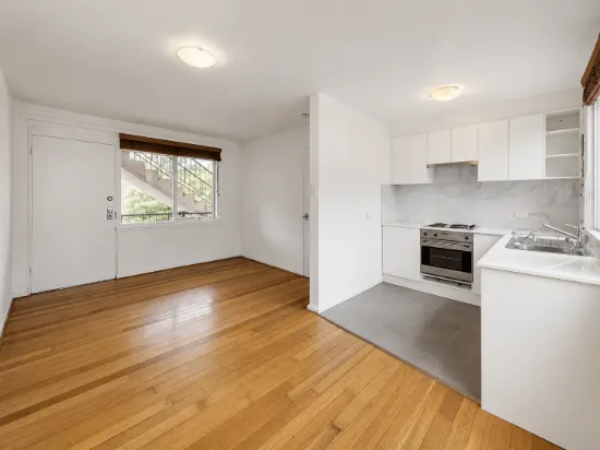 7/25 Bendigo Avenue, Elwood VIC 3184-Image