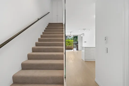 7/28-32 Woodroffe Avenue, Main Beach, Qld 4217-Image