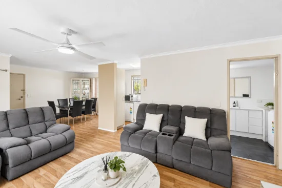 7/3 Ahern Street, Labrador, Qld 4215