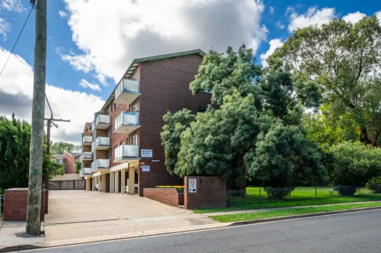 7 /30  Trinculo Place, Queanbeyan, NSW 2620