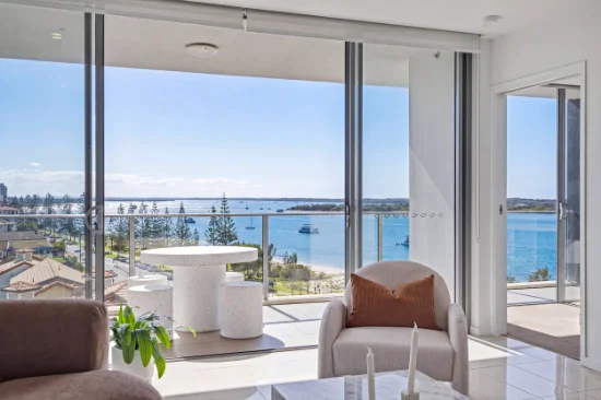 702/388 Marine Parade, Labrador, Qld 4215