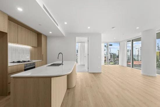 702/4 Rosewood Avenue, Broadbeach, Qld 4218 - For Rent