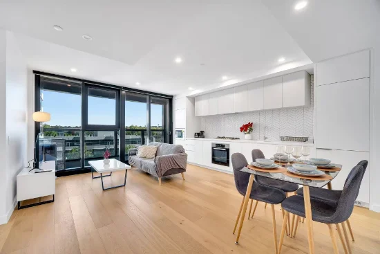 705/3 Young Street, Box Hill, Vic 3128 - For Rent