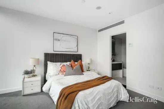 707/8 Bowen Crescent, Melbourne, Vic 3004-Image