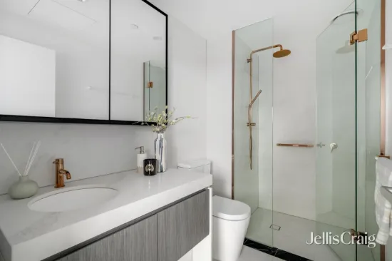 707/8 Bowen Crescent, Melbourne, Vic 3004-Image