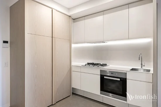 707/8 Pearl River Road, Docklands, Vic 3008