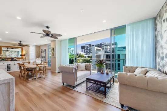 709/1 Como Crescent, Southport, Qld 4215