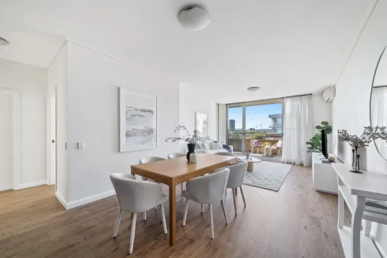 710/19 Hill Road, Wentworth Point, NSW 2127