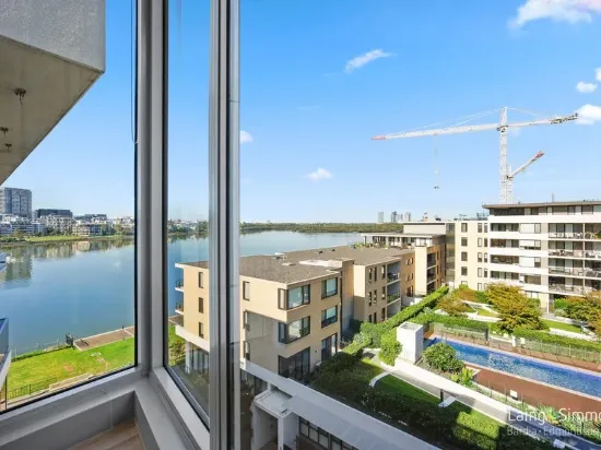 710/7 Half Street, Wentworth Point, NSW 2127