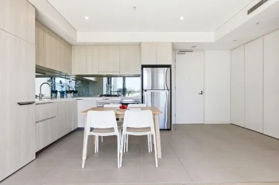 712/11 Solent Circuit, Norwest, NSW 2153-Image
