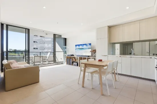 712/11 Solent Circuit, Norwest, NSW 2153-Image