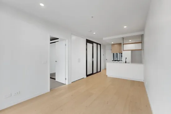 712/3 Olive York Way, Brunswick West, Vic 3055
