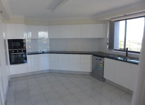 73/21 Bayview Street, Runaway Bay, Qld 4216