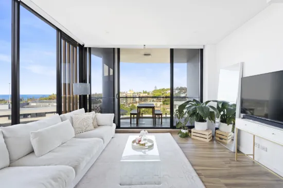 732/17 Howard Avenue, Dee Why, NSW 2099