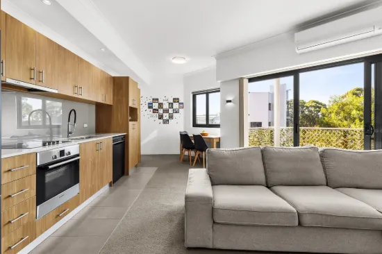 74/6 Walsh Loop, Joondalup, WA 6027