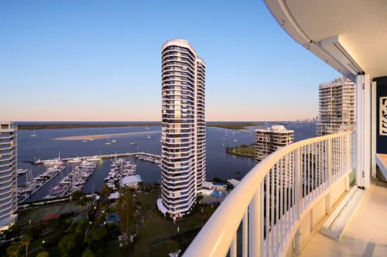 77/21 Bayview Street, Runaway Bay, Qld 4216-Image