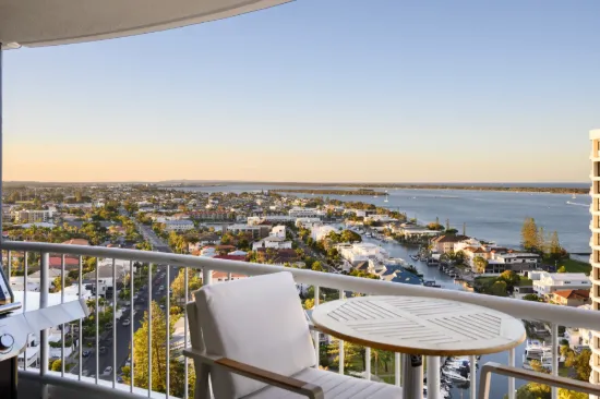 77/21 Bayview Street, Runaway Bay, Qld 4216-Image