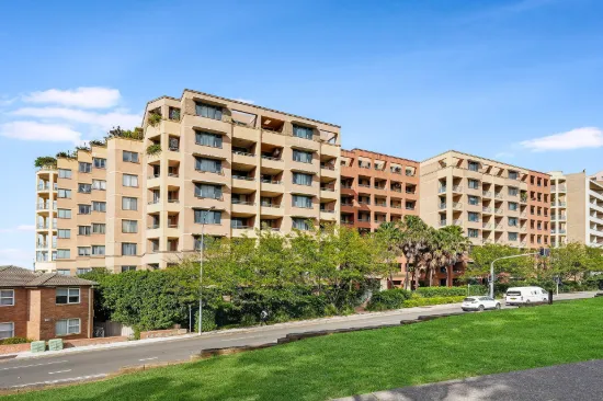 77/564-576 Railway Pde, Hurstville, NSW 2220