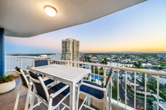 79/21 Bayview Street, Runaway Bay, Qld 4216-Image
