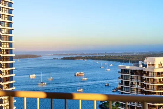 79/21 Bayview Street, Runaway Bay, Qld 4216-Image