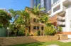 8/10 Elizabeth Avenue, Broadbeach, Qld 4218