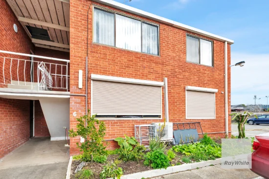 8/12 Percy St, St Albans, Vic 3021