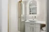 8/13 Montgomery Avenue, Main Beach, Qld 4217-Image